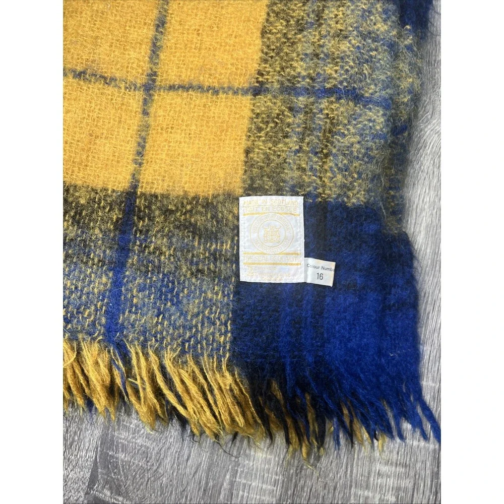 VTG Hudson's Bay Company Mohair/Wool Plaid Throw Blue Yellow Gold 55